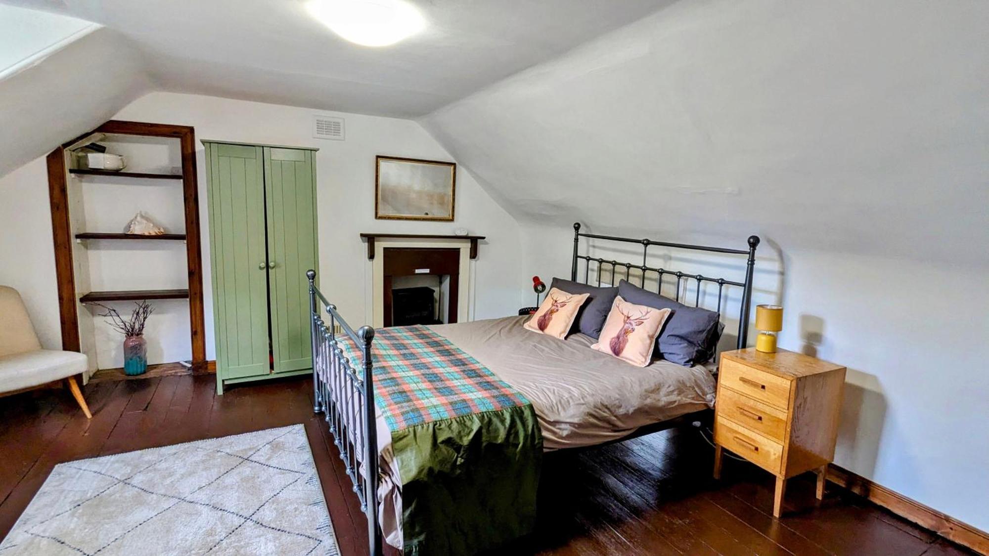 Powis House East Cottage スターリング エクステリア 写真
